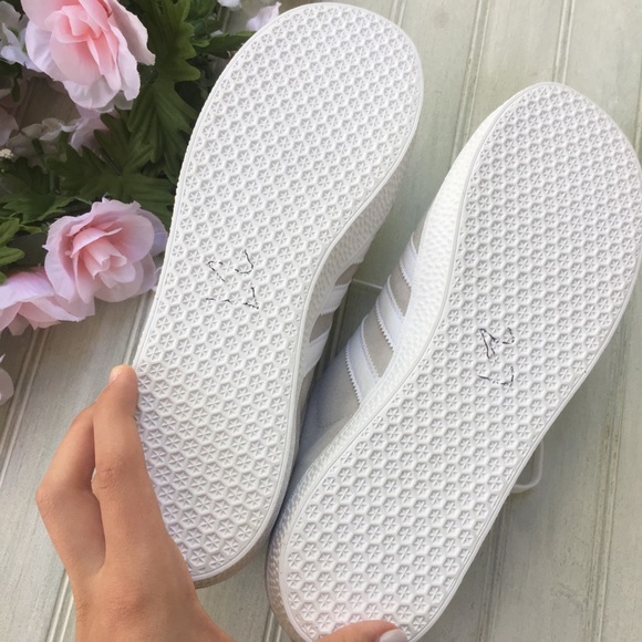 Adidas Gazelle Low Top Sneakers Cream - Picture 6 of 7